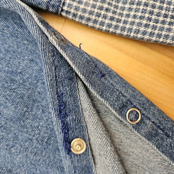 Vintage Baby Looney Tunes Overalls 2T 24 Mo Denim Bugs Bunny Jeans Choo Trains - Picture 7 of 12